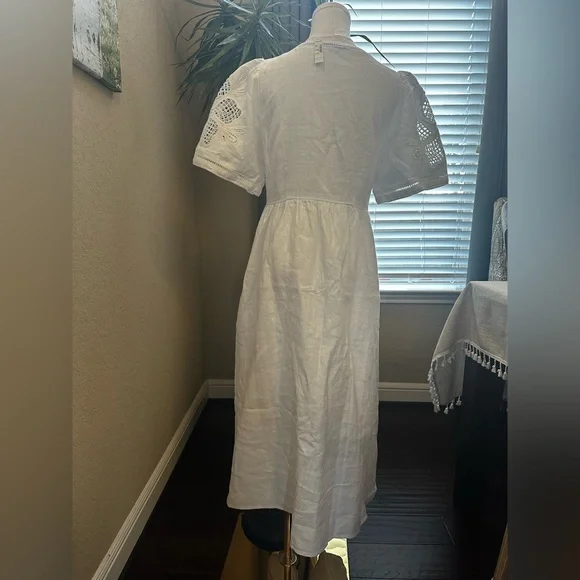 Madewell - Cassie Button-Front Midi Dress in Linen - Picture 8 of 12